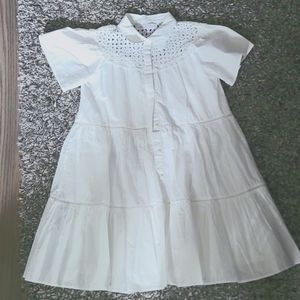 Zara White Cotton Ruffle Buttown Down Dress. Size 10.